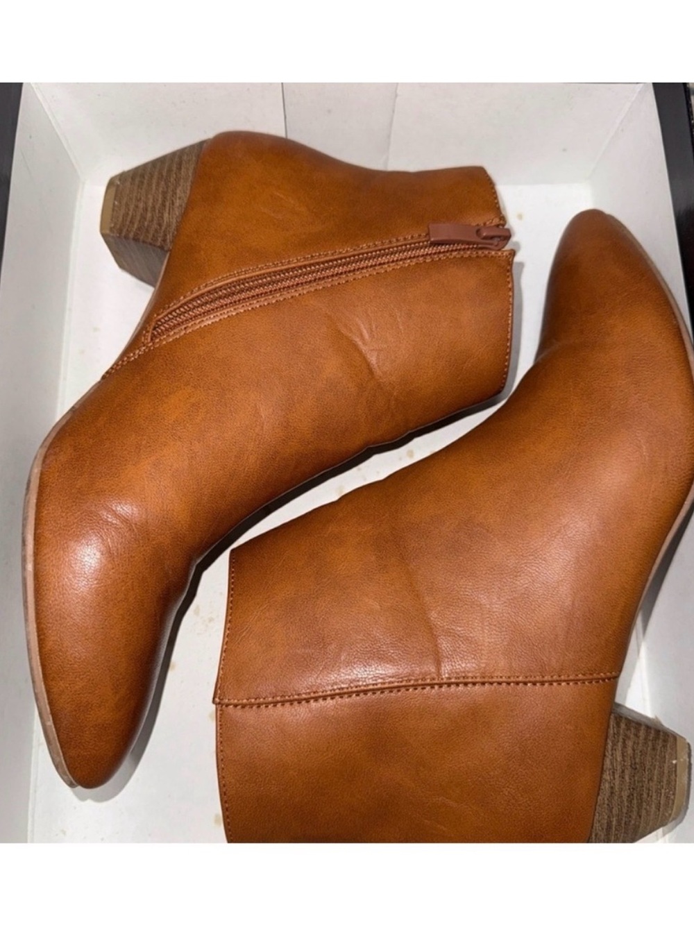 CL by Laundry Chestnut Brown Ankle Booties with Side Zip